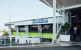 Calamvale Hotel Suites And Conference Centre